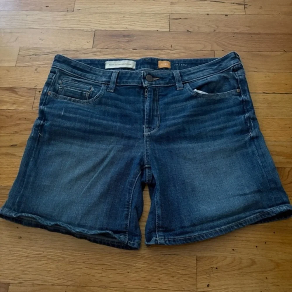 Anthropologie Pilcro Denim Shorts Size 29 - Picture 1 of 6